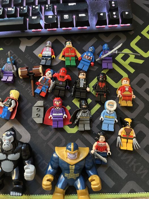 ЛЕГО фигурки Оригинал Marvel/ Dc