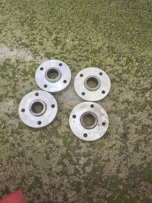 НОВИ Алуминиеви фланци за Опел Корса с 4 болта