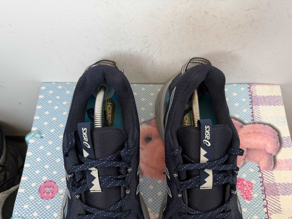 Asics  Gel-Venture 10''оригинални маратонки 45 номер