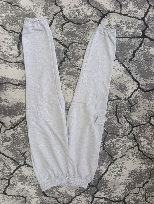 Спортивные женские штаны с карманами серого цвета 50-52 р