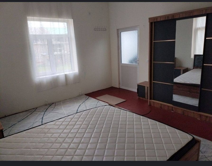 Arenda Sampi 2 hona Hovli 400ye