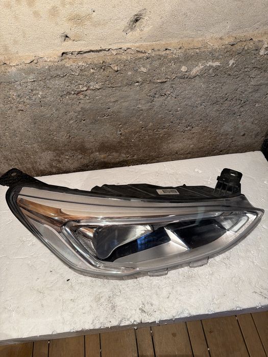Фар за Ford Focus