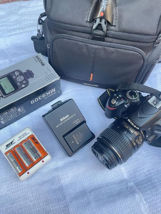 Продам фотоаппарат Nikon D3200