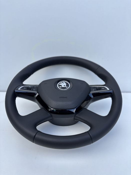 Volan Skoda  Octavia 3 RECONDITIONAT   din piele cu comenzi 2011-2015