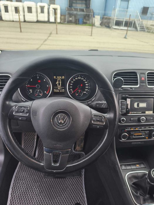 VW Golf VI Variant 1.6 TDI BlueMotion