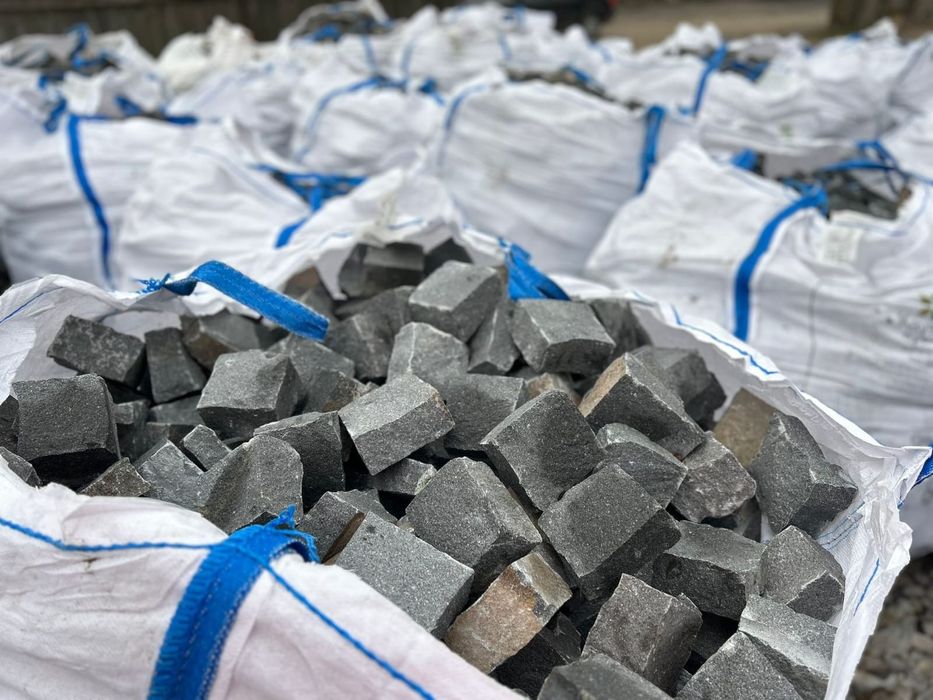 Piatra cubica Andezit noua