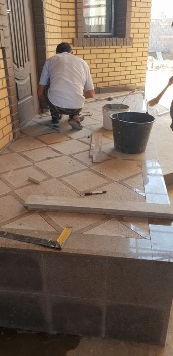 Гранит травертин  гранитные ступени