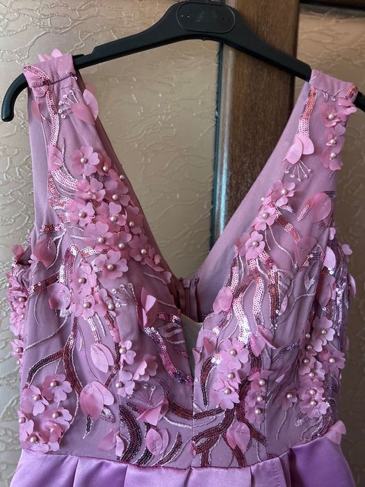 Rochițe noi sau cu o singura purtare