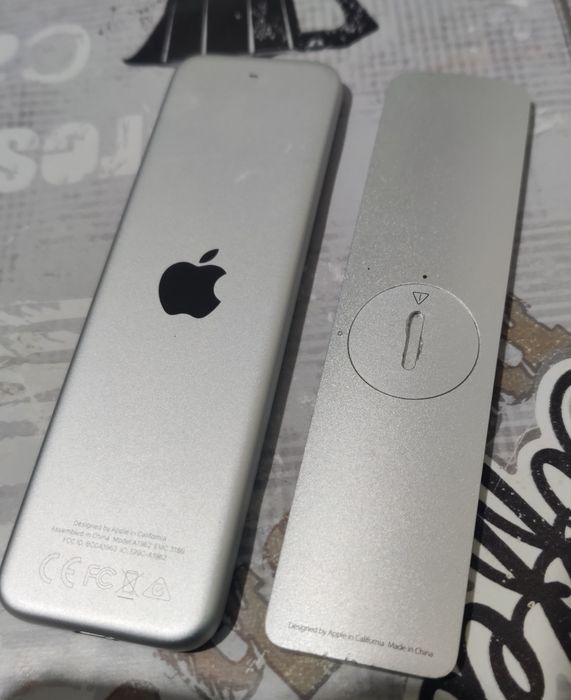 Telecomenzi Apple