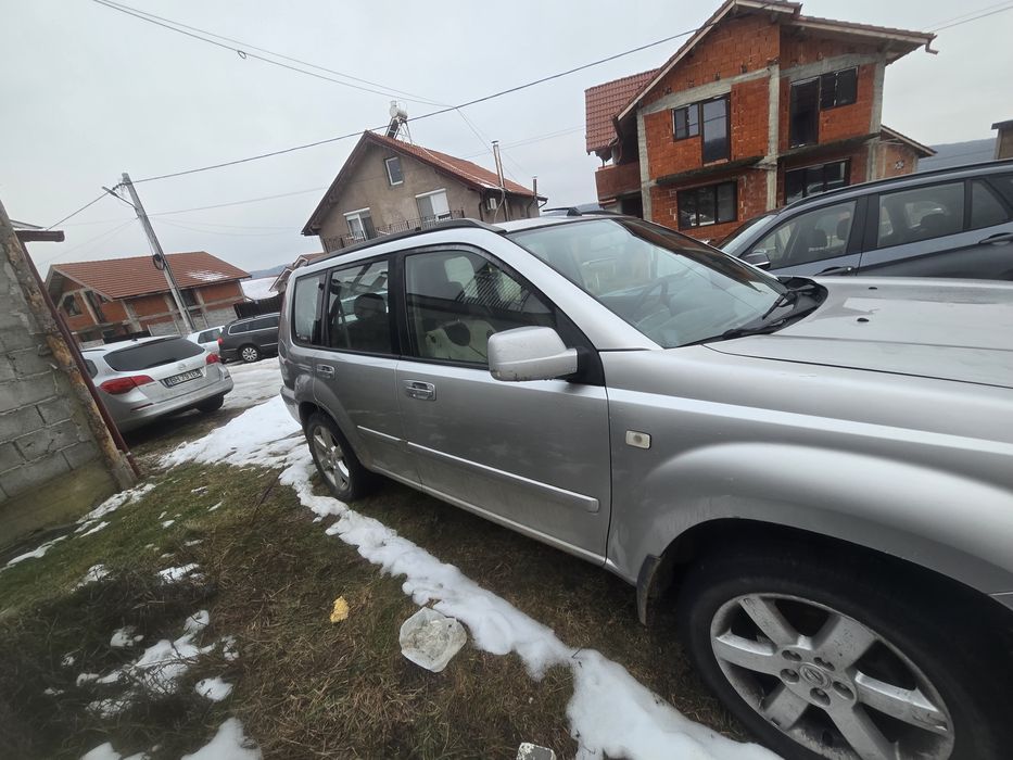 Vand Nissan x-trail radiat