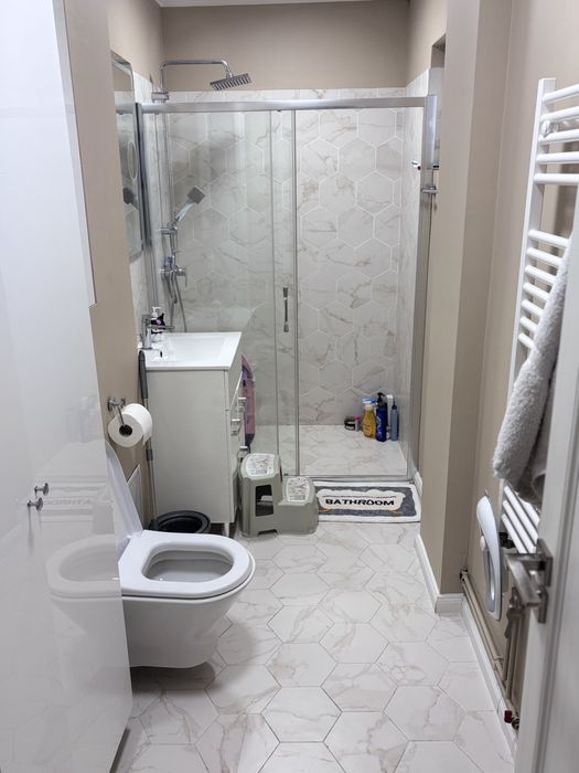 Apartament 3 dormitoare Ostroveni
