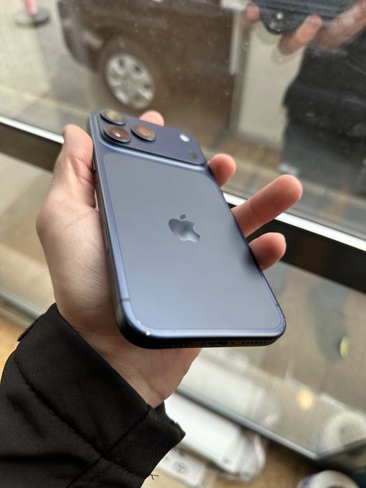 Iphone 17 pro max , 256 GB