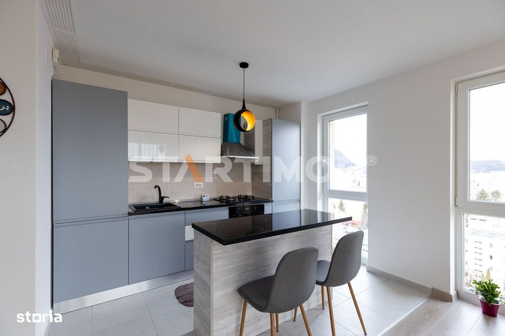 Apartament mobilat  3 camere Urban Plaza cu parcare
