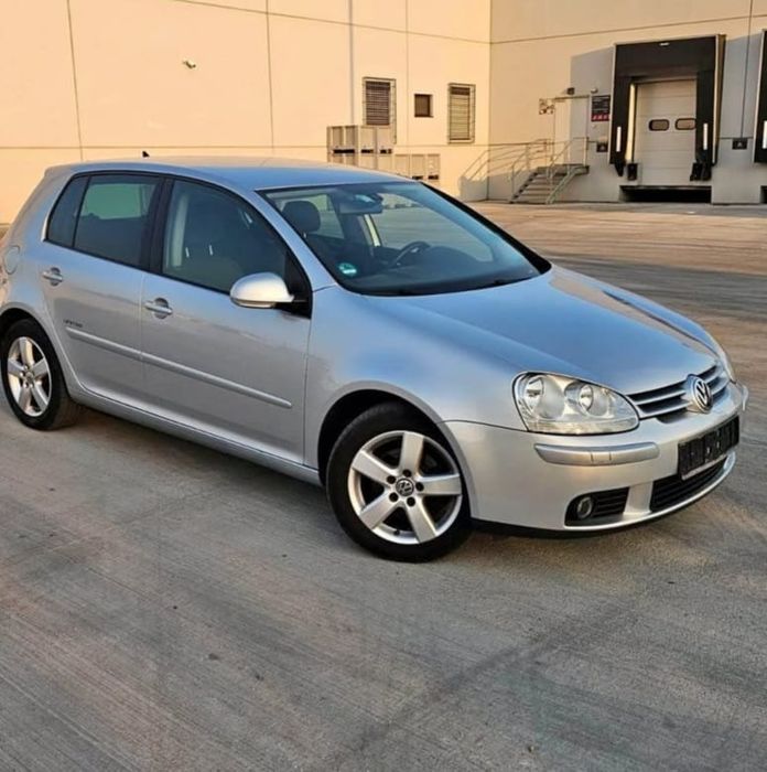 Wv golf 5 united 14 TSI 122 cai 2008 benzină 4499€