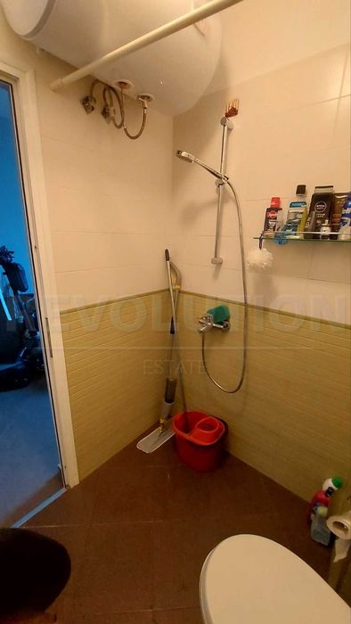 Продава се Двустаен апартамент в София, Студентски град - 67 кв.м за 2445 €/кв.м - Снимка #12