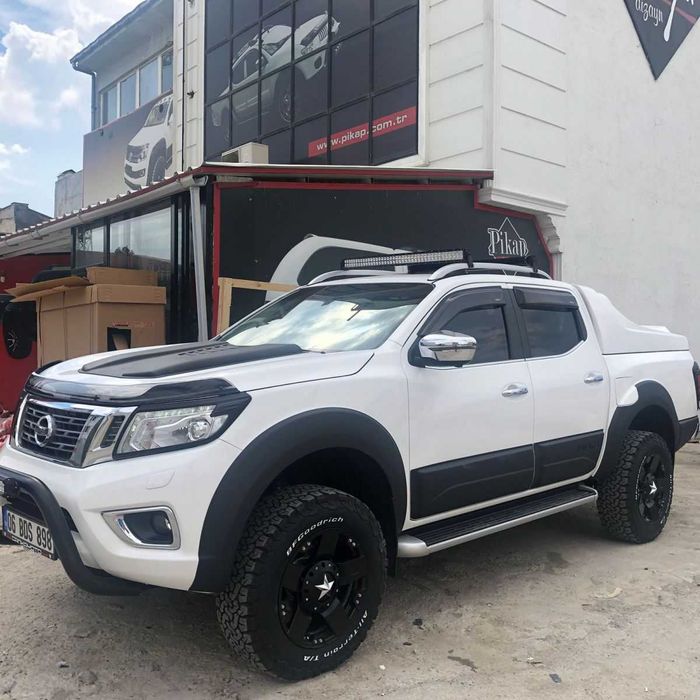 Overfendere, umflaturi laterale, protectie aripi Hilux, Ranger, Amarok, L200, Navara, X-Class, D-Max...