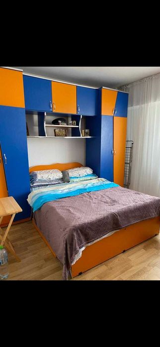 Inchiriez apartament 3 camere zona Grivita-Uvertura Mall