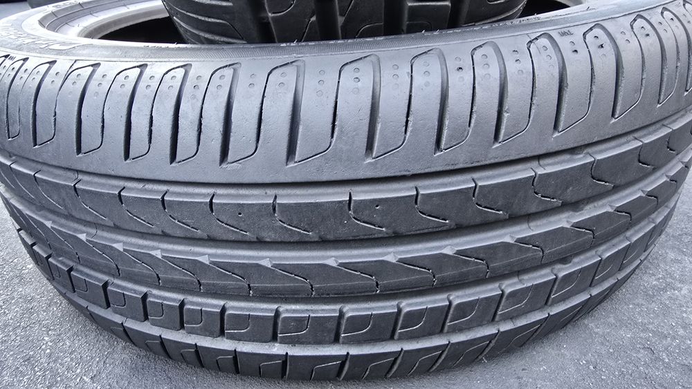 2 anvelope vară Pirelli 215/45/18 -6 mm