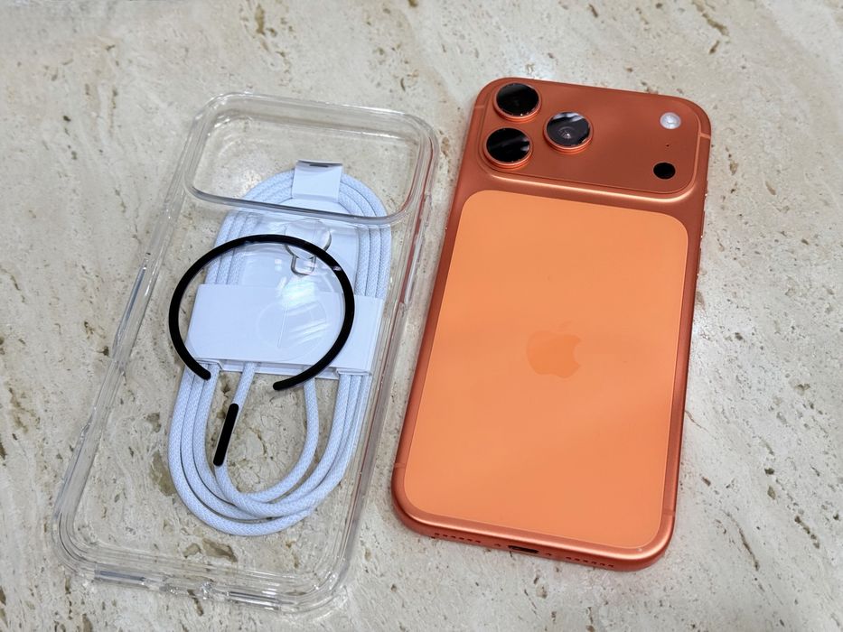 iPhone 17 Pro Max 7 зареждания!!!