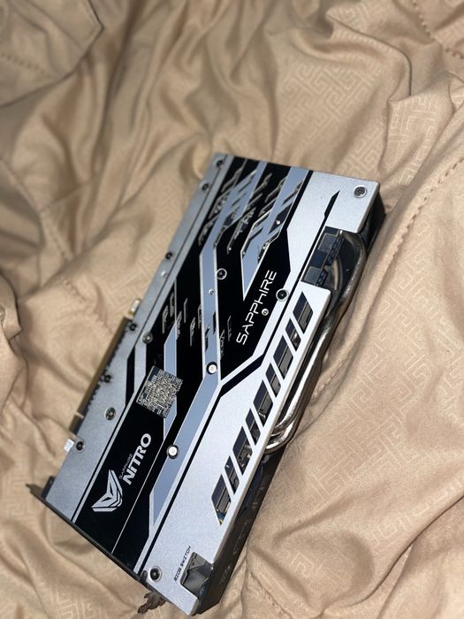 Продам Rx 580 Spphire Nitro+ 4Gb