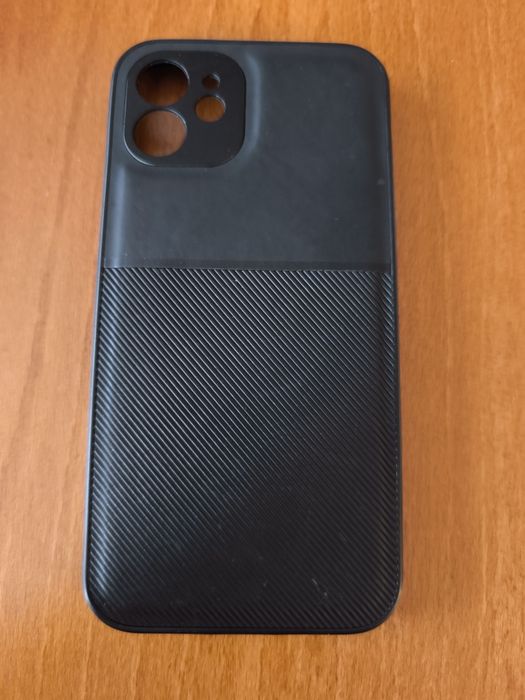 iPhone 12 Black 64 GB с калъфче