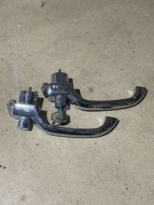 Ручка двери зил-130 (комплект)