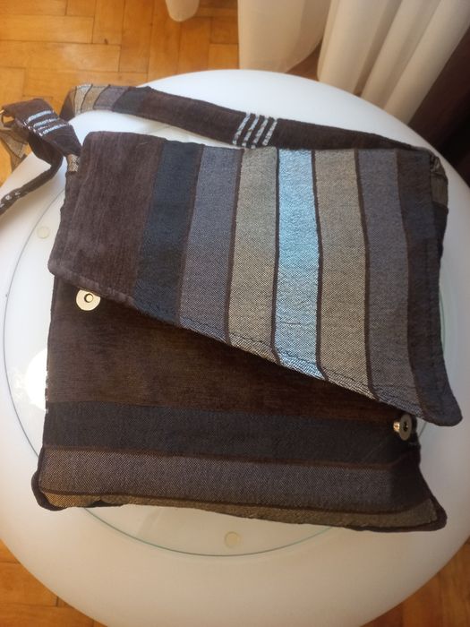 Geantă marocană tradițională, tip crossbody.