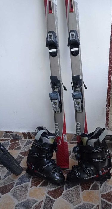 Продават се ски FISCHER S200- 160см. и обувки ROSSIGNOL-37 номер