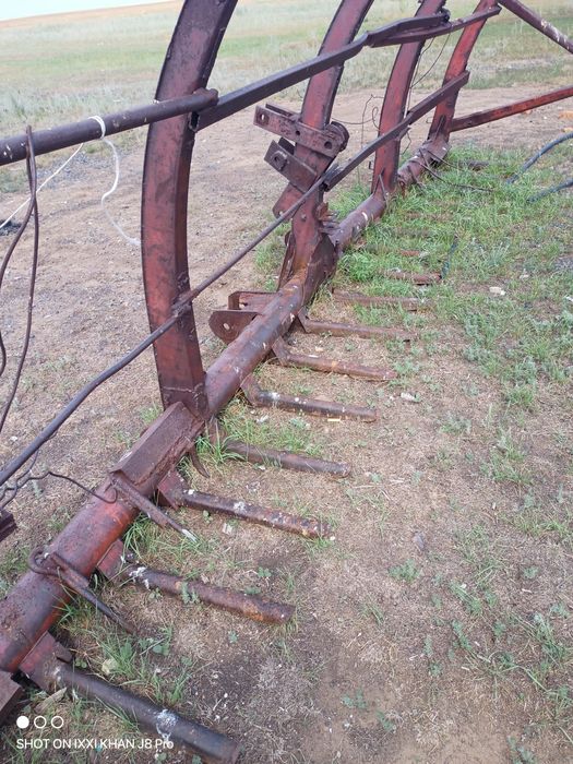 Продам сенокосилку, волокушу и плуг