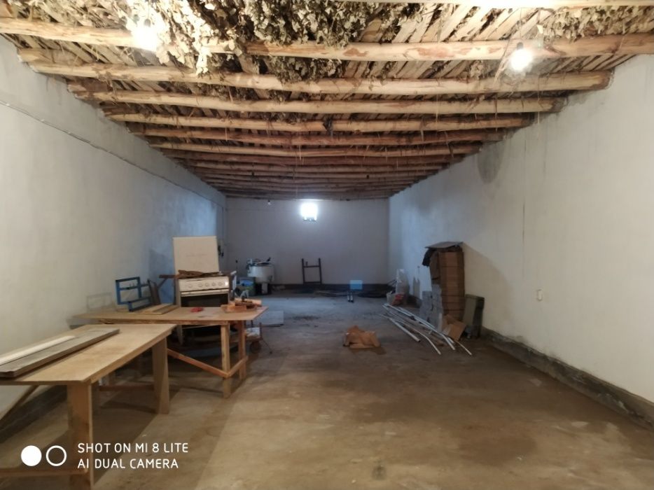 30 соток земли под любое хозяйства.имеется 4 камеры по 75 квадратных м