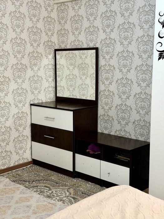 Продам спальный гарнитур