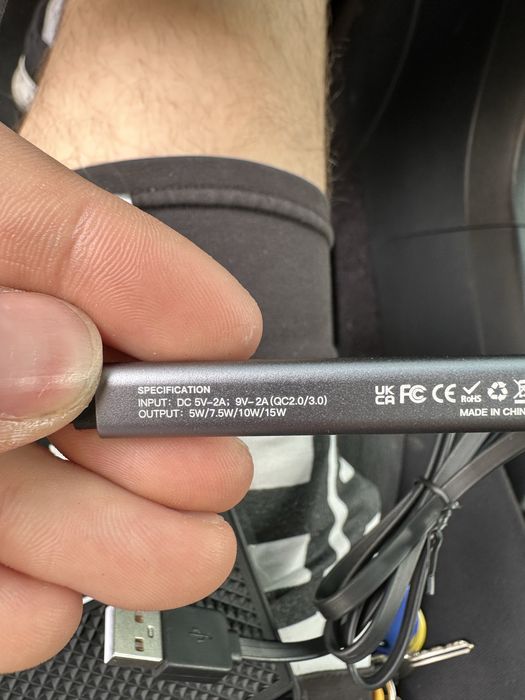 Безжично зарядно за телефон с usb 3.0 накрайник