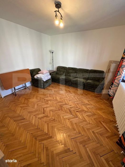 Apartament cu 2 camere, decomandat, etaj intermediar, mobilat, Manastu — fotografia 3