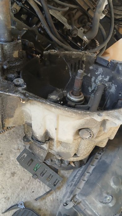 Скоростна кутия пежо 405 1.8i