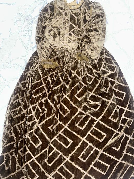 Көйлектер тап таза