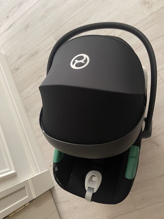 Продам автокресло