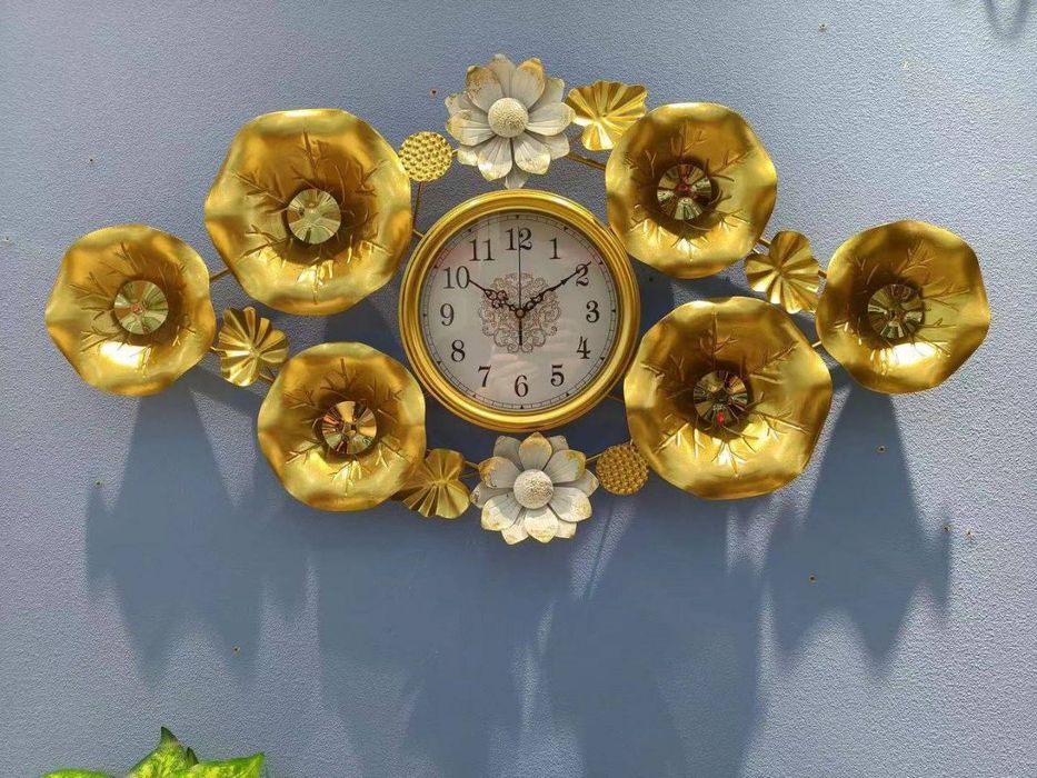 Часы настенные декоративные .
Размеры 
Высота 84 см
Ширина 34 см
Цена