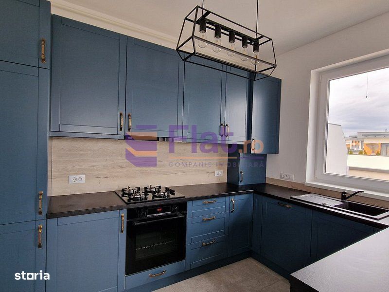Penthouse de închiriat | 2 camere | Coresi – Tractorul | Terasă 50 mp