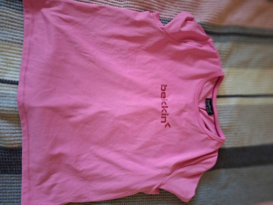 Продавам лот дрехи за момиче размер 134