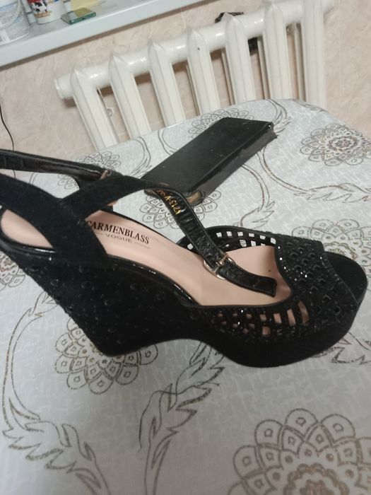 Басаношки 2500тг