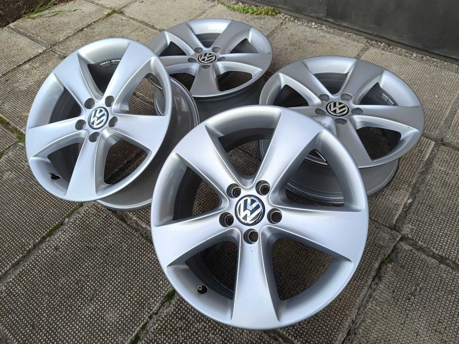 ОРИГИНАЛНИ джанти 17 ' цола 5x112 ФОЛКСВАГЕН / Volkswagen 57,1 ET39