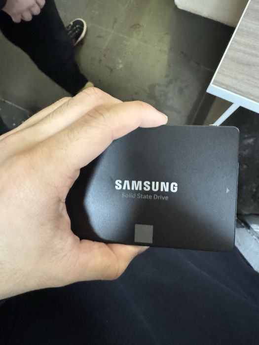 Ssd samsung в отличном состояний