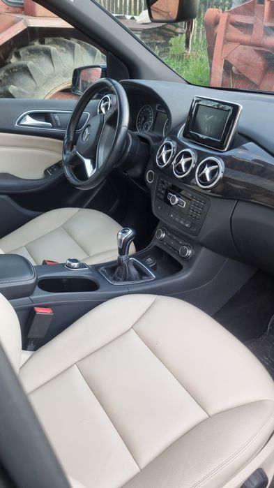 Mercedes  din 2012 defect