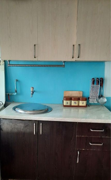 Uy shoshilinch sotiladi 30sotx yashash uchun hamma sharoitlar bor