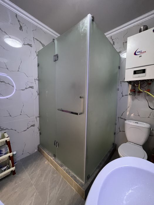 Принимаем заказы на душевые кабины и Перегородки
