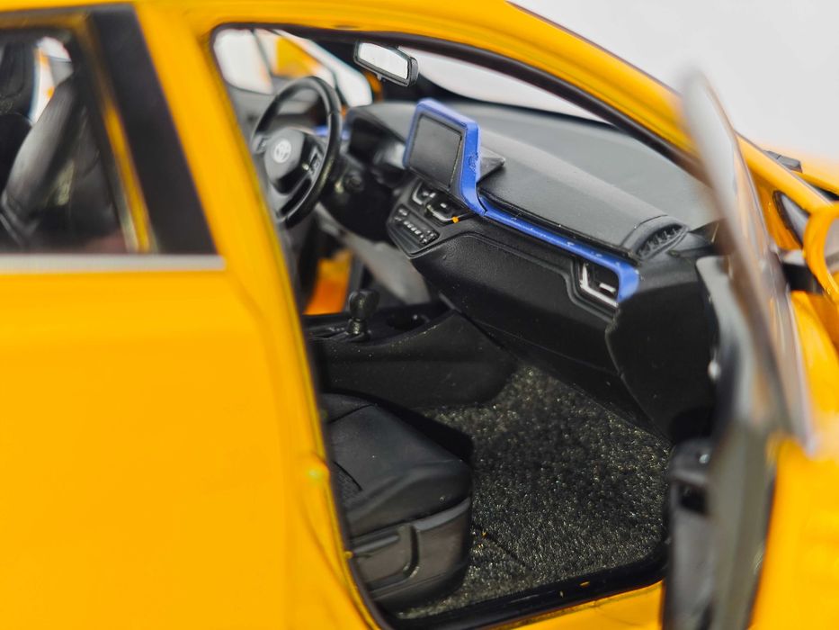 Machetă Toyota C-HR - scara 1:18
