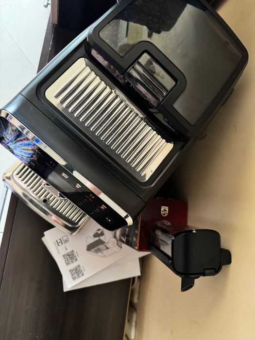 Кафе автомат  Philips Series 5500,