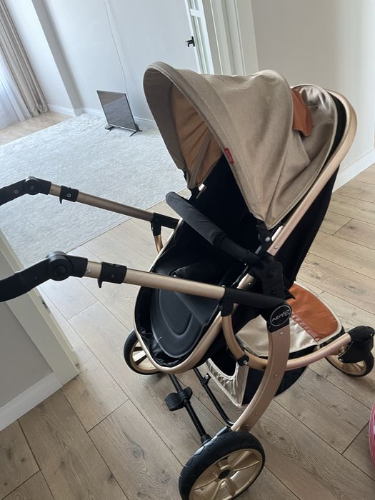 Коляска 2в1 в отличном состояний,