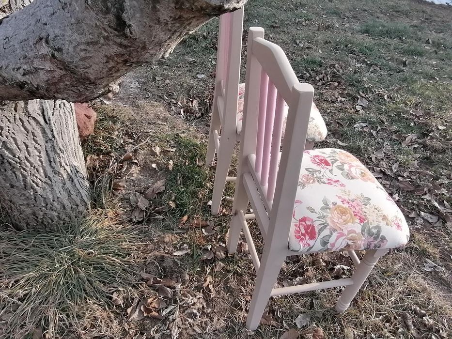 ! Винтидж столове !