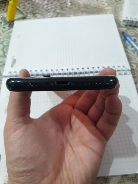 IPhone xr 64gb (емкость 78%)